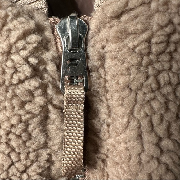 Fabletics Beige Oversized Bomber Jacket - Picture 3 of 6